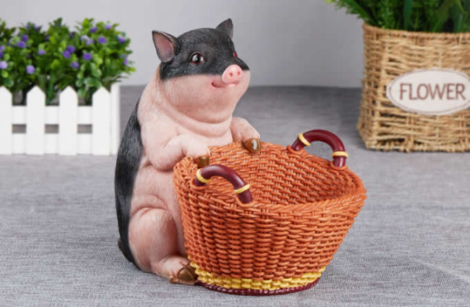 Resin Pig Carrying Basket Container  